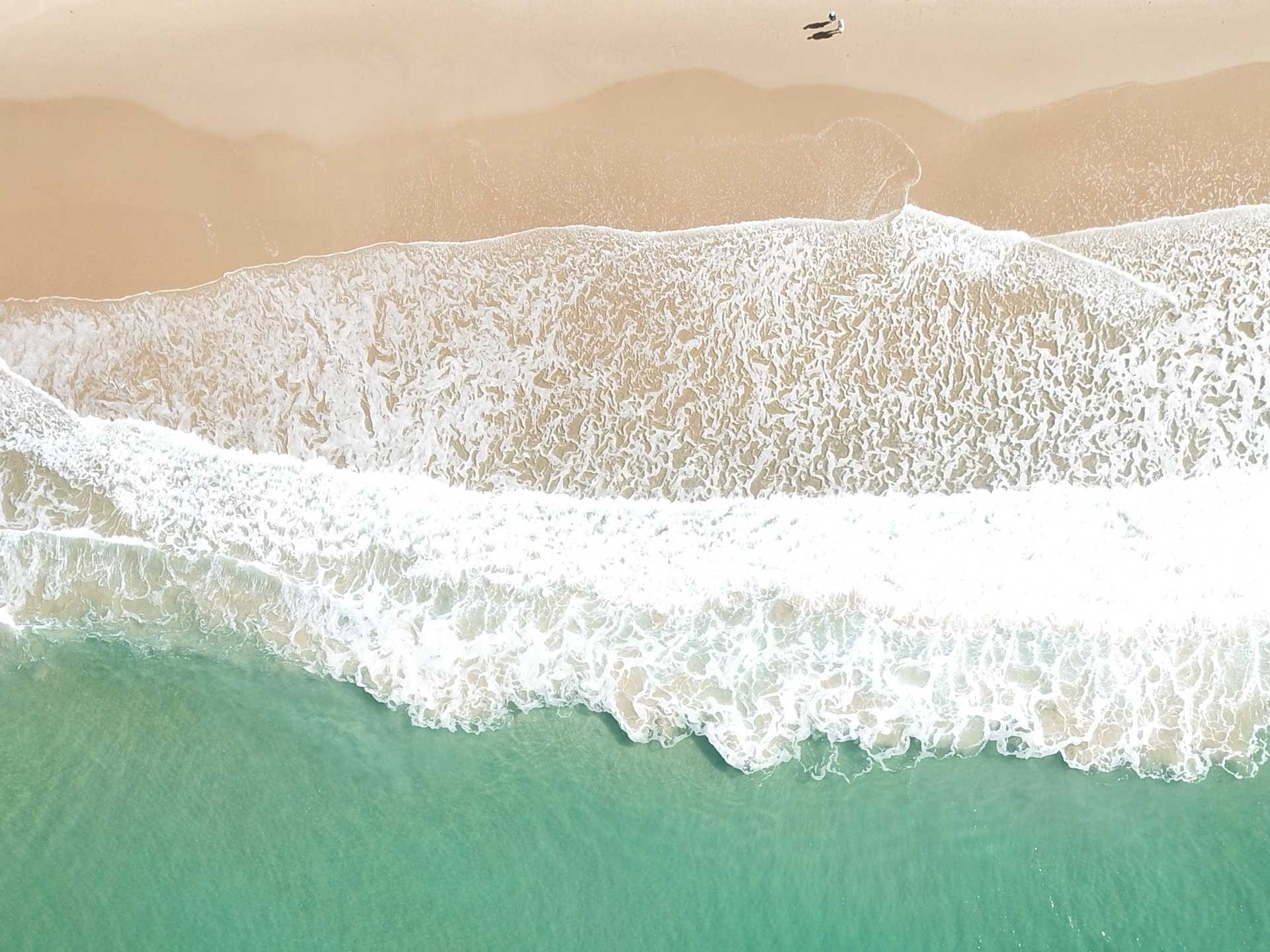 saltwater-shores-beach-overhead-1920-1439-m